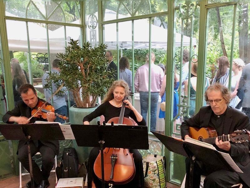 Lyric Ensemble performing wedding music at the Denver Botanic Gardens on York Street.